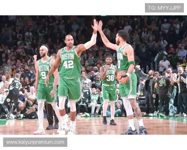NBA现场直播全程分析 球迷必看精彩赛事一网打尽